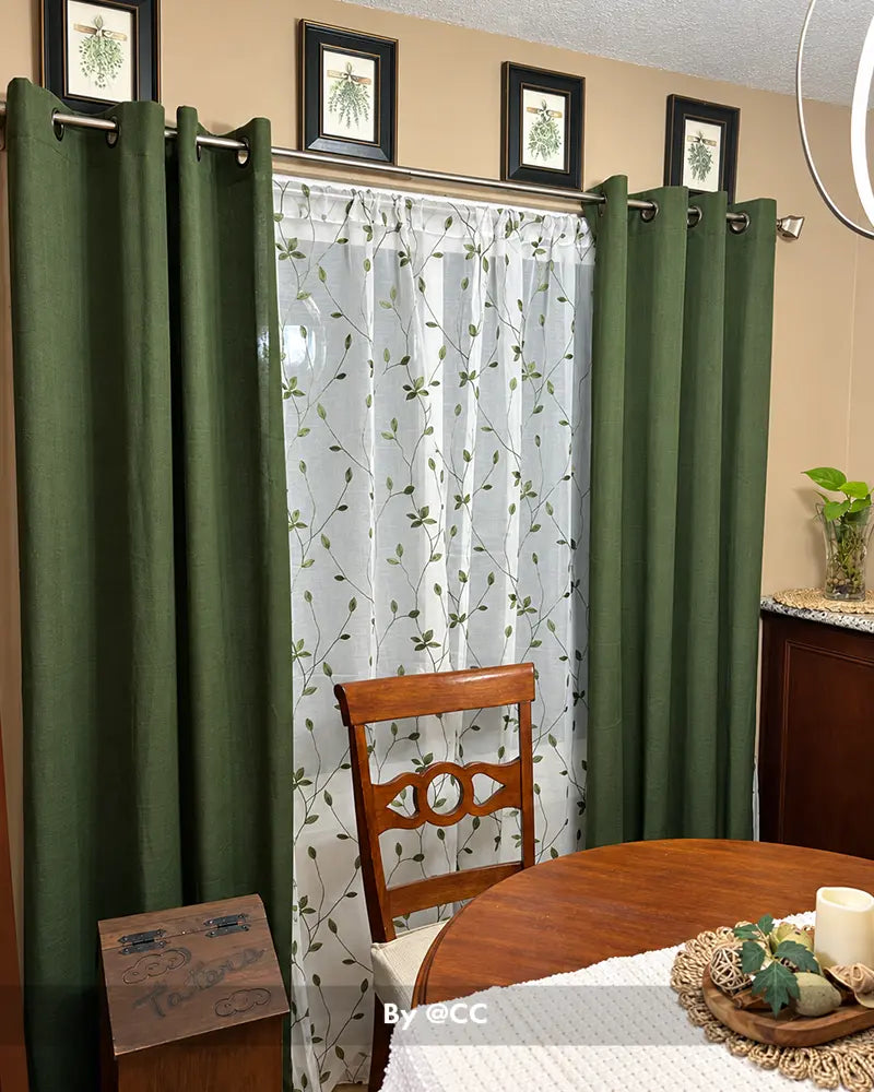 Customer bathroom photo showing a segmented shower curtain rod installed above a tub, with its joined sections visible.